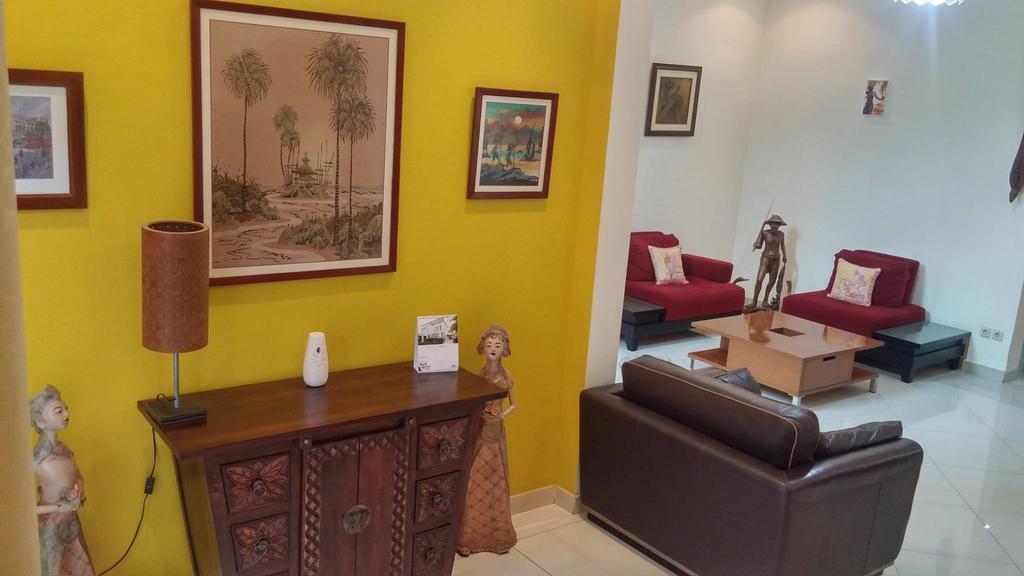 Villa Rumah Ibu Dago Бандунг Экстерьер фото