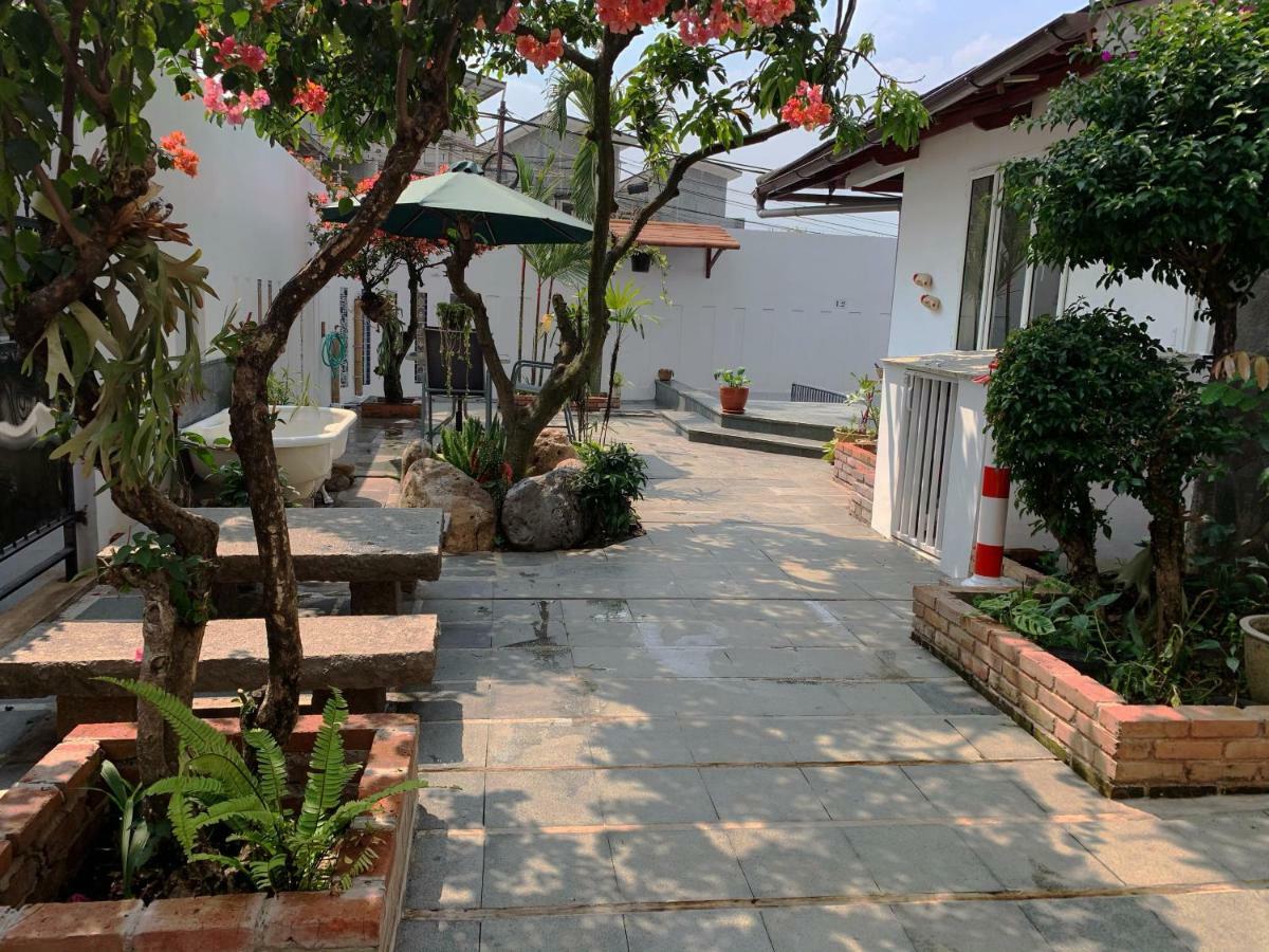 Villa Rumah Ibu Dago Бандунг Экстерьер фото