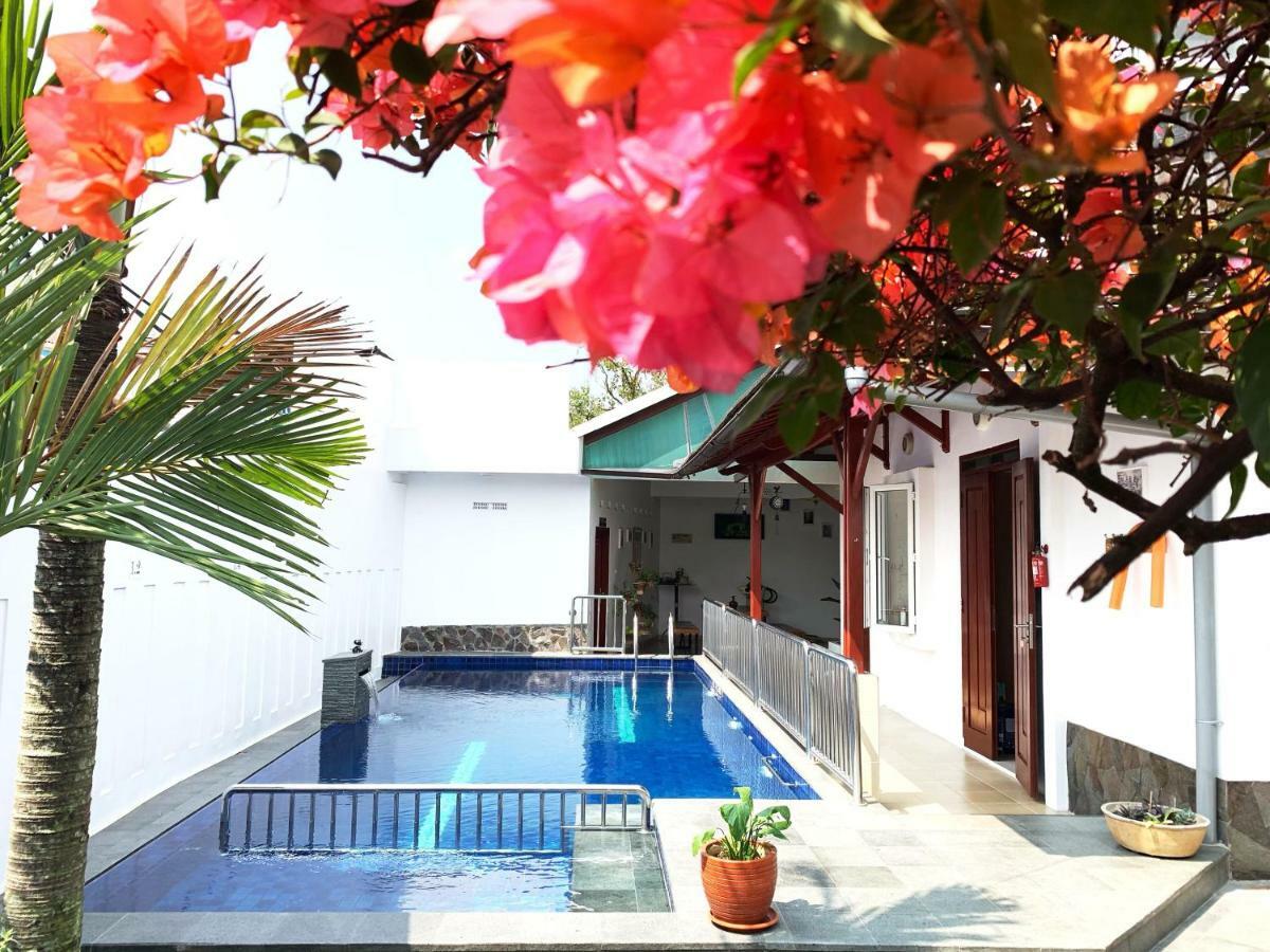 Villa Rumah Ibu Dago Бандунг Экстерьер фото