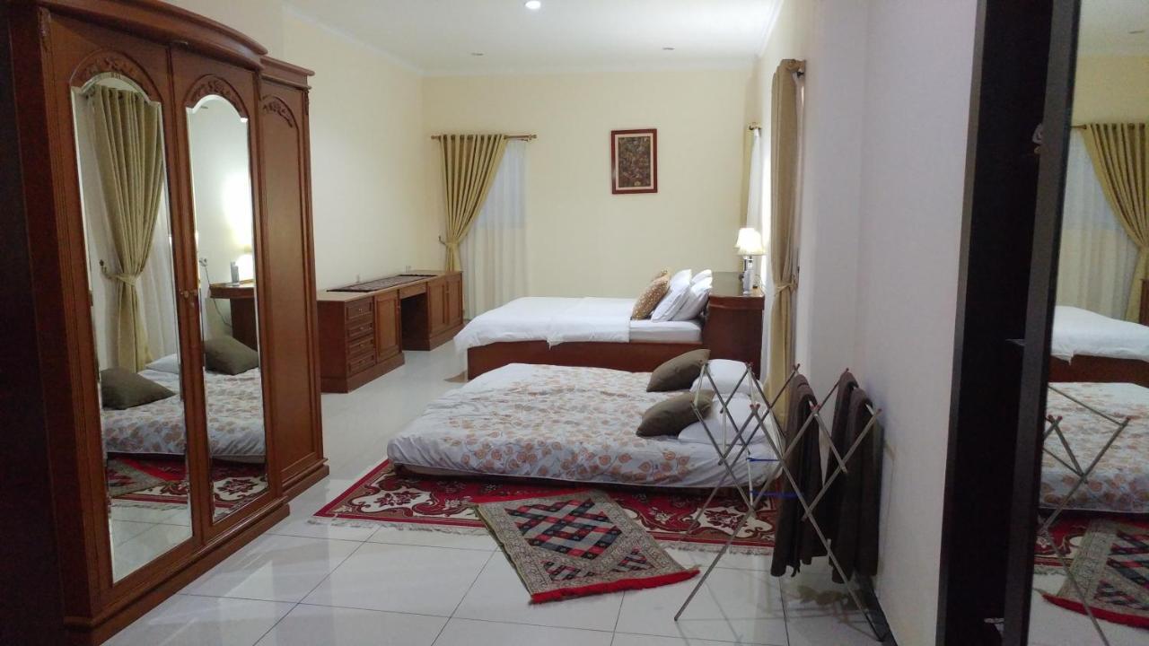 Villa Rumah Ibu Dago Бандунг Экстерьер фото